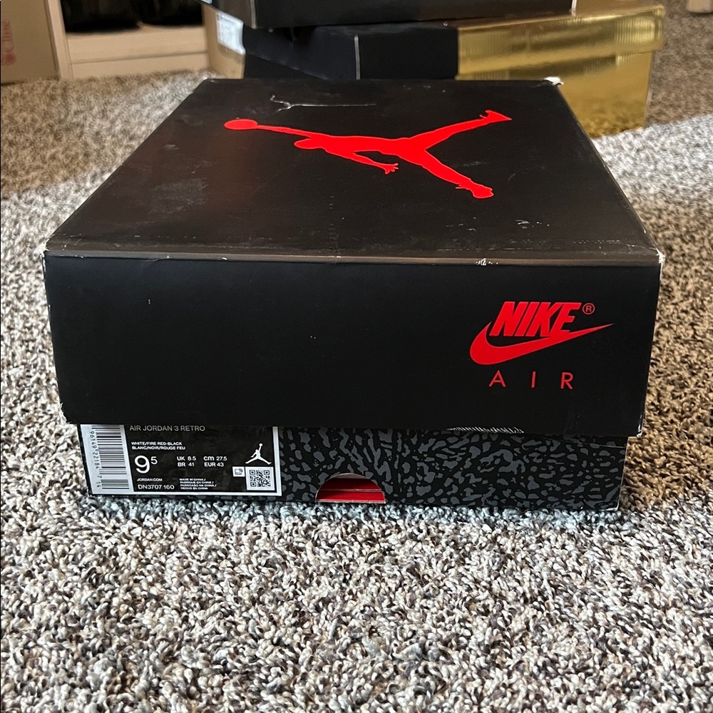 Jordan Retro 3 - Picture 6 of 7